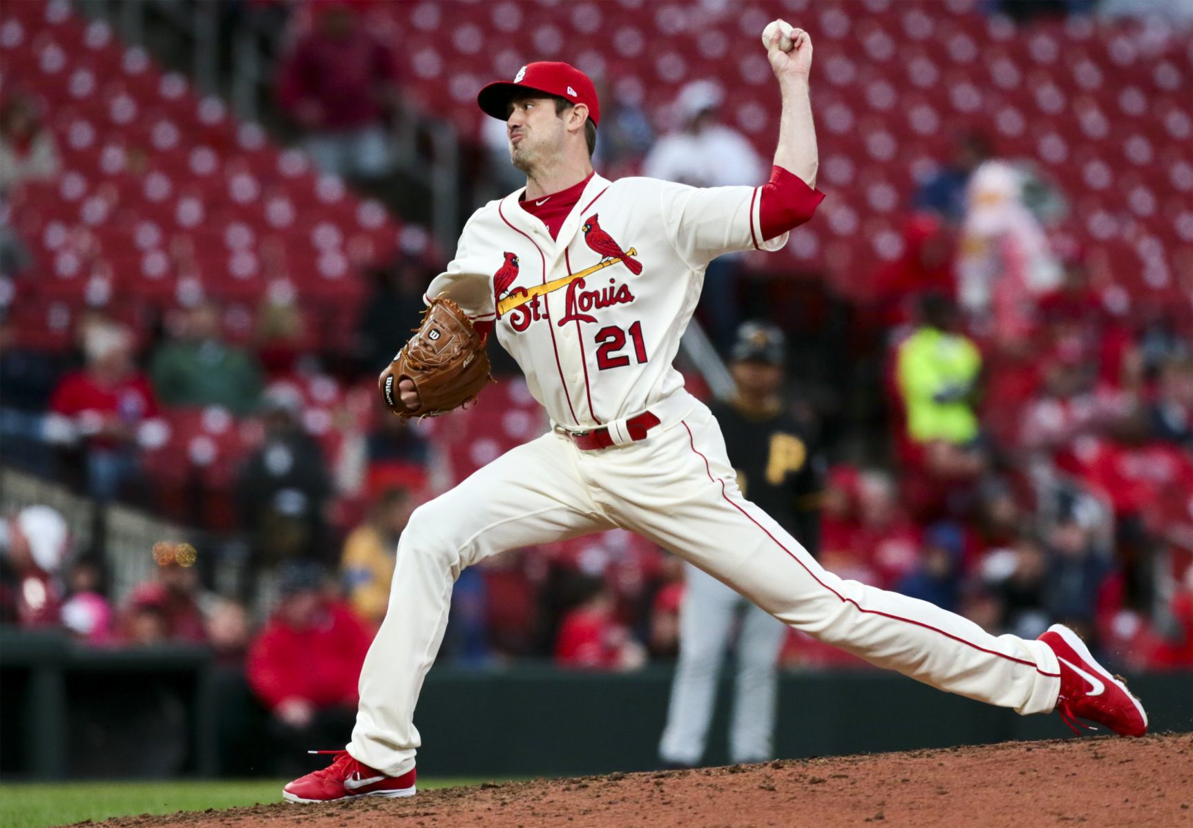 Cardinals duel Pirates